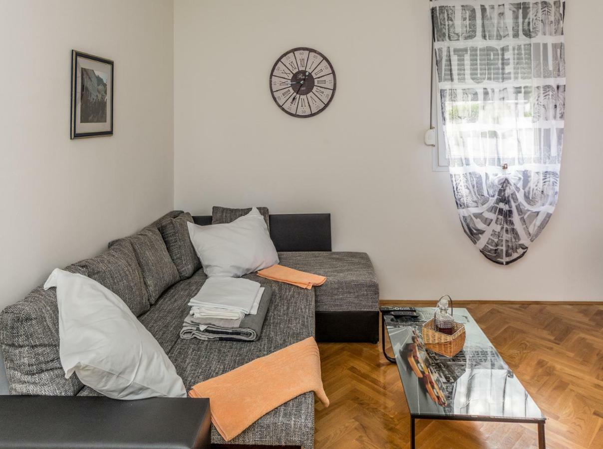 Breki Apartman Podstrana Eksteriør billede